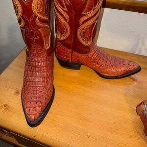 Genuine Caimin Fuscus Skin Boots and Belt